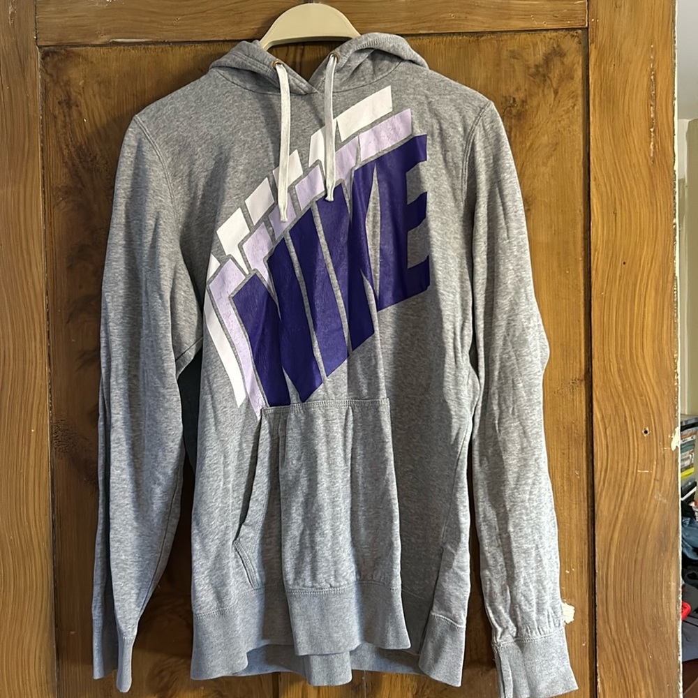 Nike sweatshirt